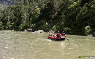 Check out risky and horny threesome during crazy hot rafting